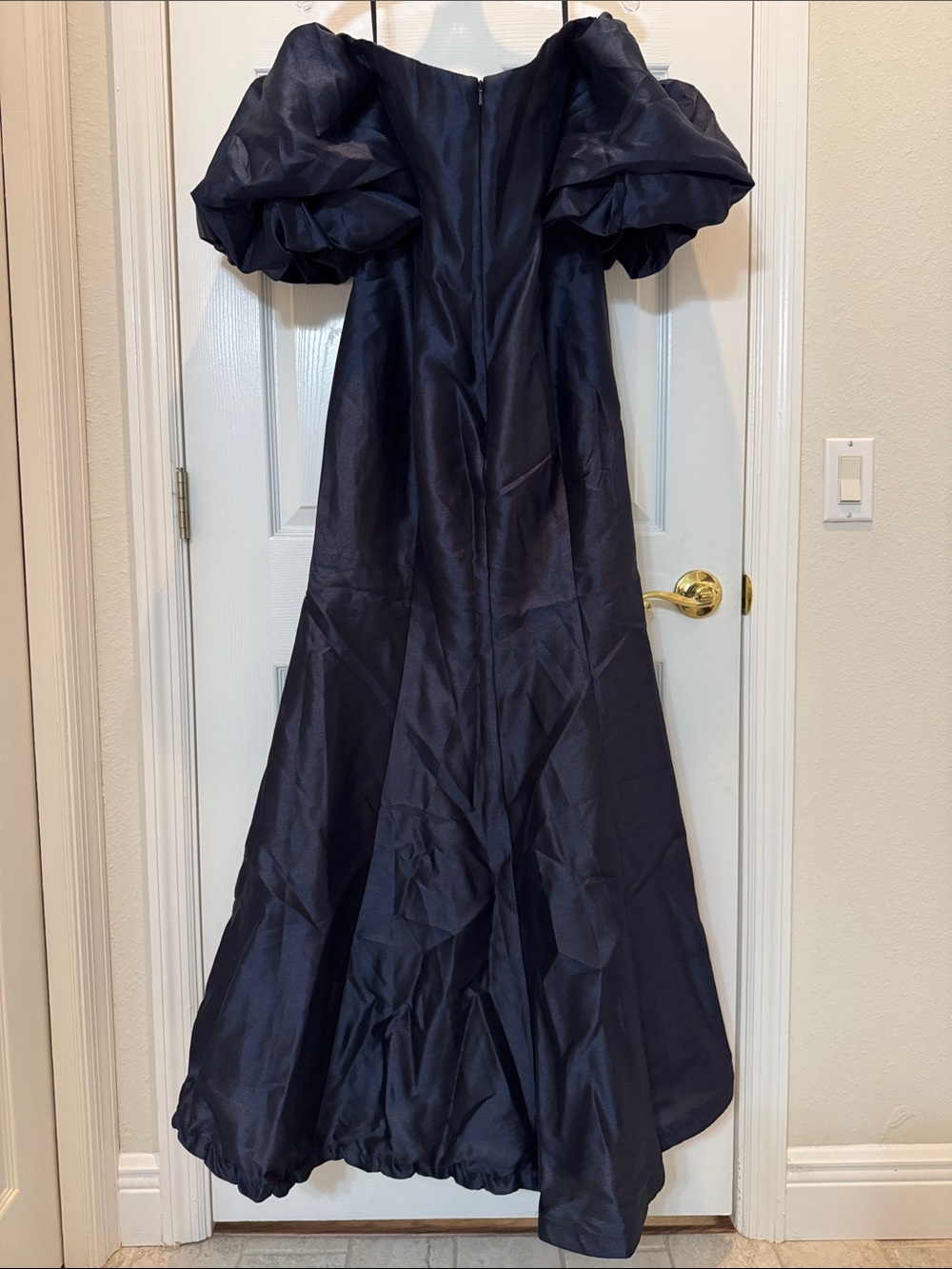 Mac Duggal 50677 Navy Sweetheart Off The Shoulder Puff Sleeve Gown Size 12 NWT - Picture 5 of 8